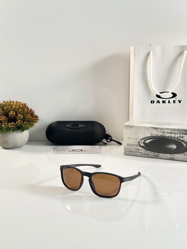 Oakley_22035_Brown