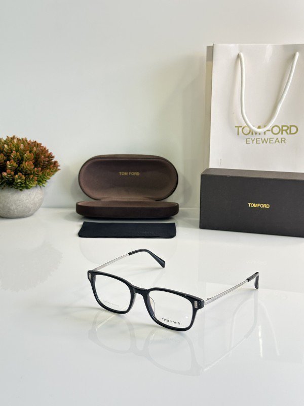 Tomford 5293 Silver Black Frame