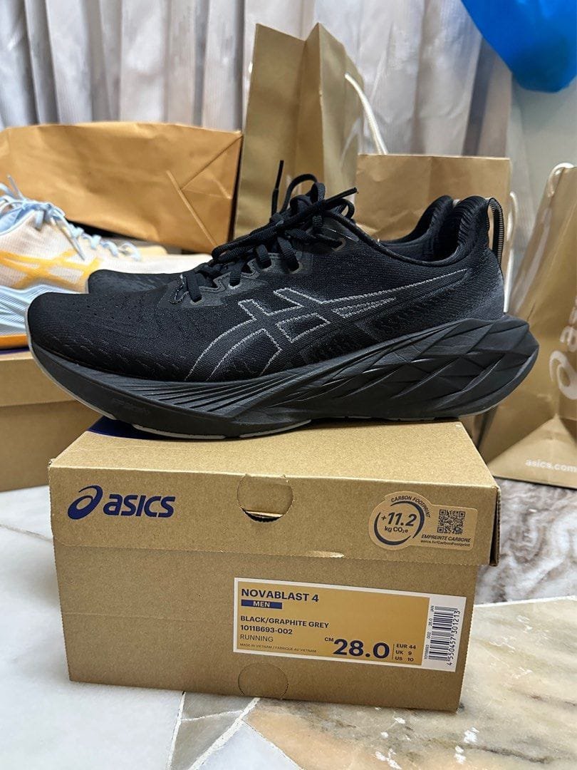 ASICS GEL NOVABLAST